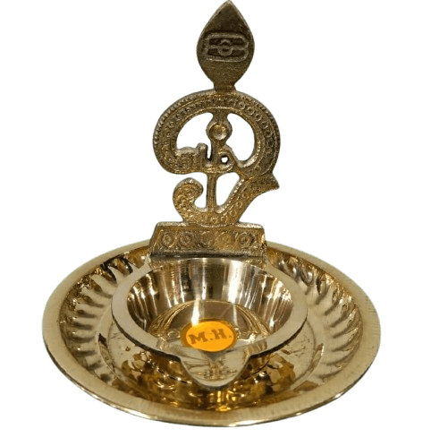 Om Vilakku with Thattu